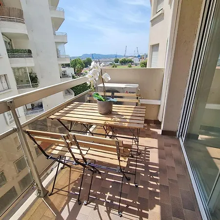 Gregbnb - T2 Pleine - Climatise - Balcon - 1